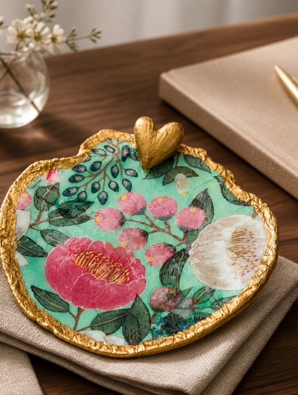 Floral Trinket Shell Dish with Gold Trim - Pink & Mint